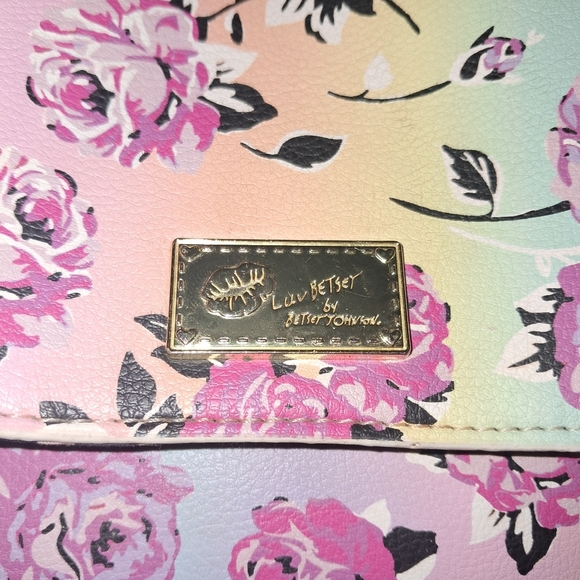 Betsey Johnson Luv Betsey Floral Leather Vegan Crossbody - Picture 4 of 5
